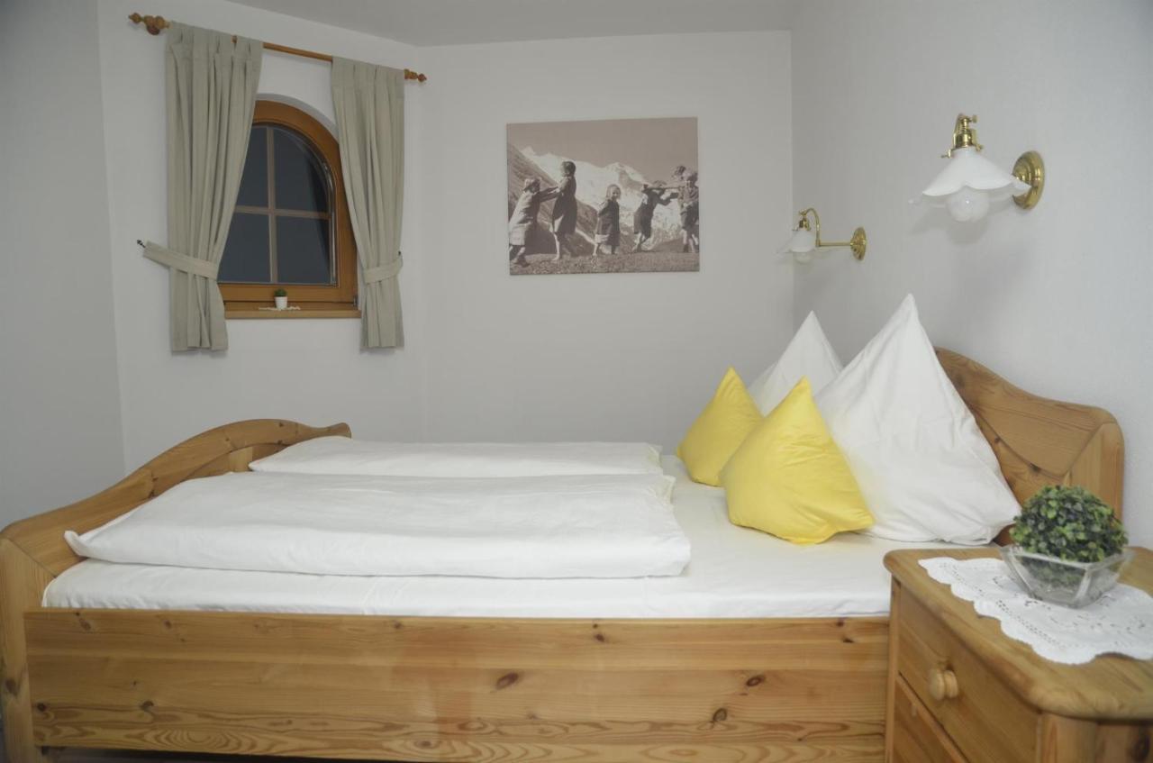 Ferienwohnungen Sunshine Stumm Bagian luar foto